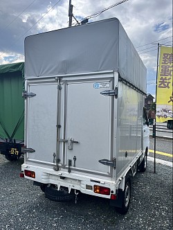 サンバートラック　パネル幌車　観音扉　前出し　リア画像
